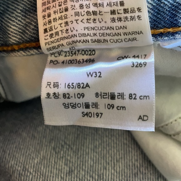 Levi’s Cut Off Shorts Sz  32 - Picture 7 of 9